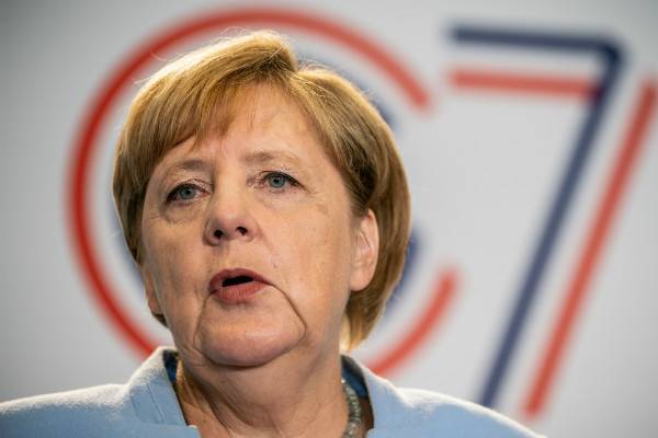 Меркель на саммите G7 анонсировала новую встречу в «нормандском» формате