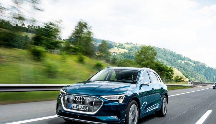 Audi e-tron пересек 10 стран и преодолел 1600 км за 24 часа