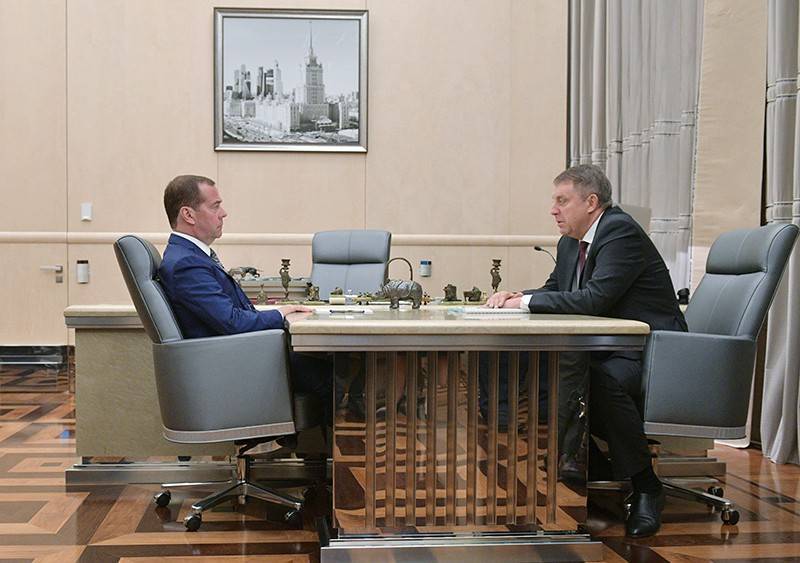 Медведеву доложили о выполнении нацпроектов в Брянской области