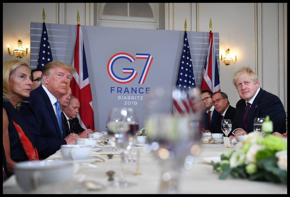 Российский политолог заявил о желании Трампа вернуть РФ в G7 в угоду интересов США
