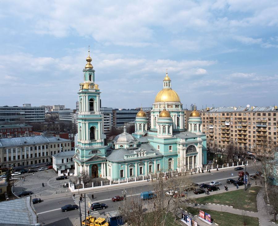 Движение перекроют из-за крестного хода в центре Москвы