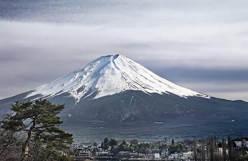 Загадочная смерть: россиянка погибла на священной горе в Японии