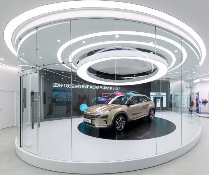 Hyundai представила в Шанхае кроссовер NEXO на топливных элементах