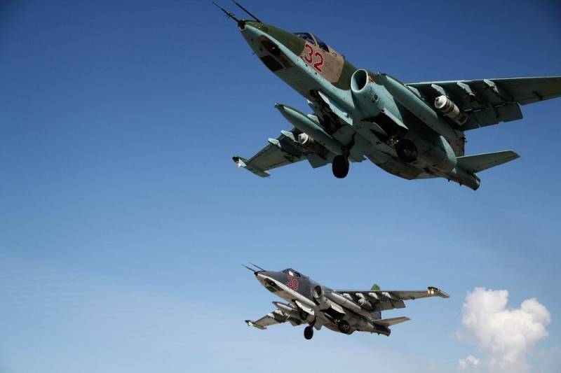 Появилось видео ударов самолетов ВКС России по террористам в Сирии