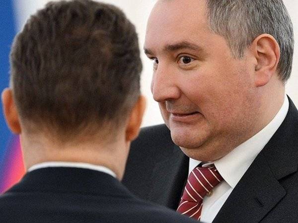 Рогозин списал провал стыковки «Союза» на технику «не российского производства»
