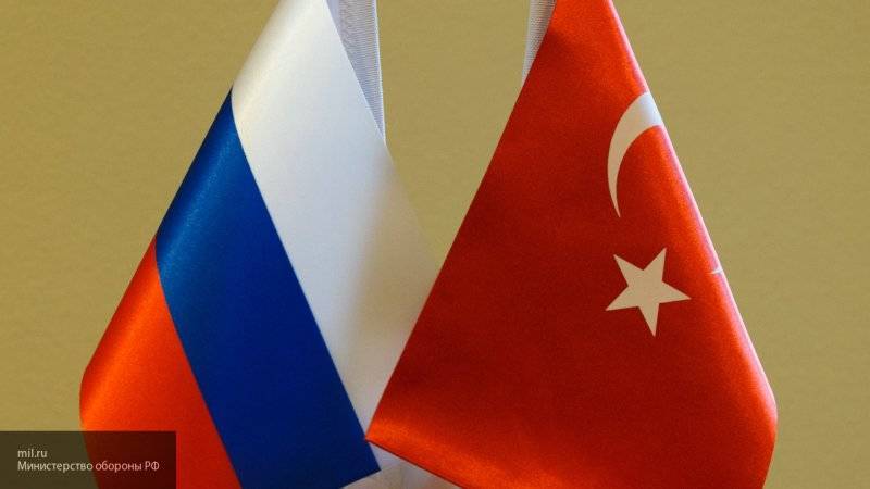 Россия готова делиться с Турцией космическими технологиями, сообщил Рогозин