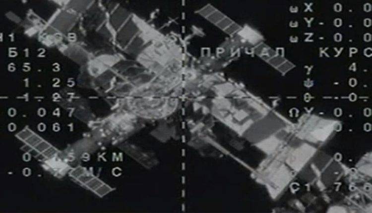 Появилось видео стыковки «Союза МС-14» с роботом «Федор» с МКС