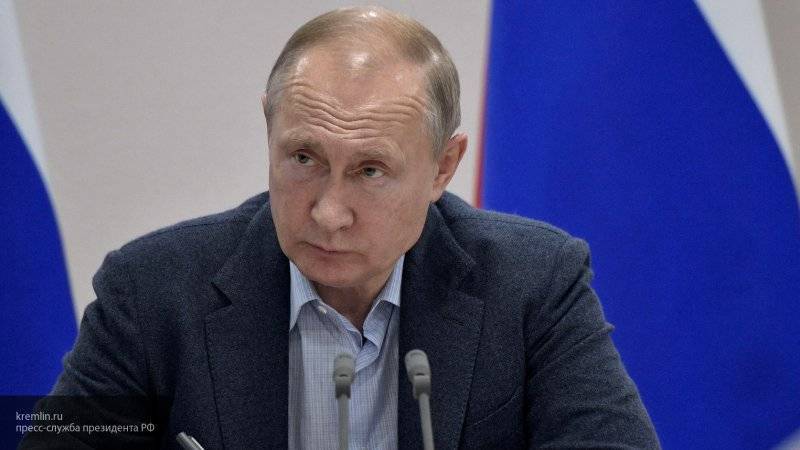 Путин прокомментировал ситуацию со стыковкой "Союза" с роботом "Федором" на борту