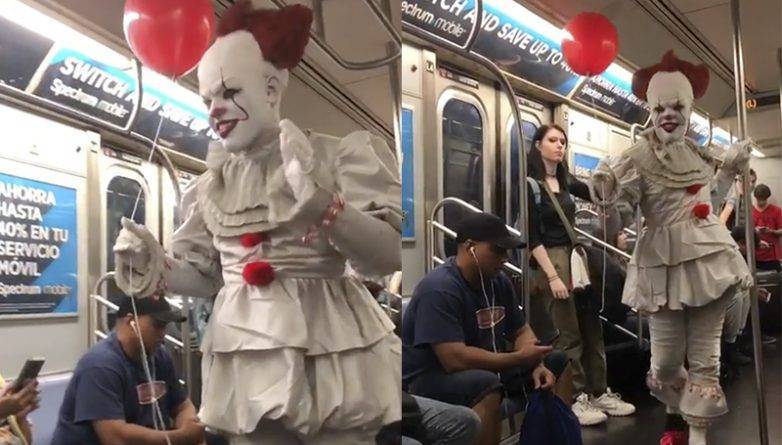 Стивен Кинг - В метро Нью-Йорка заметили клоуна Пеннивайза. Ходил по вагону с воздушным шариком и пугал пассажиров - usa.one