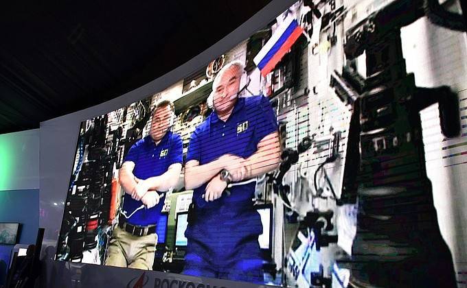 Телемост с&nbsp;экипажем Международной космической станции