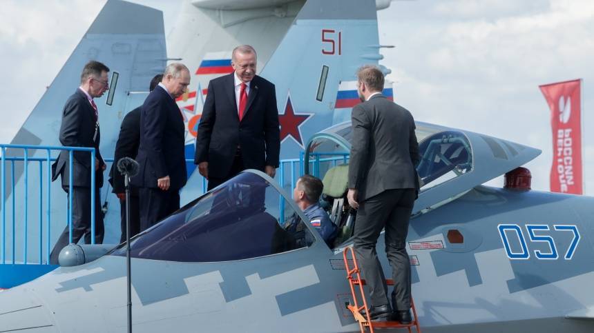 Видео: Путин и Эрдоган осмотрели новейший Су-57 на МАКС-2019