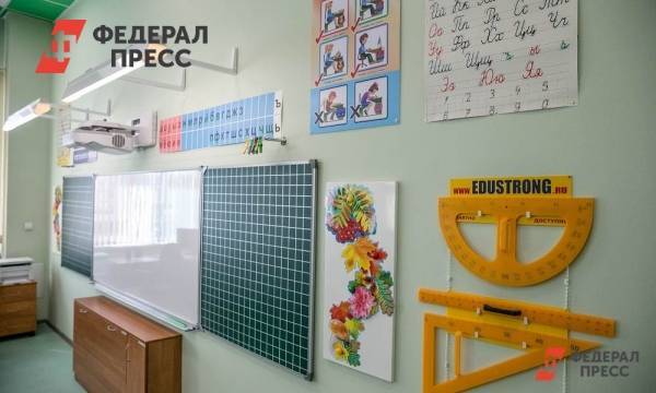 Единороссы помогли пяти тысячам школ подготовиться к учебному году | Москва | ФедералПресс