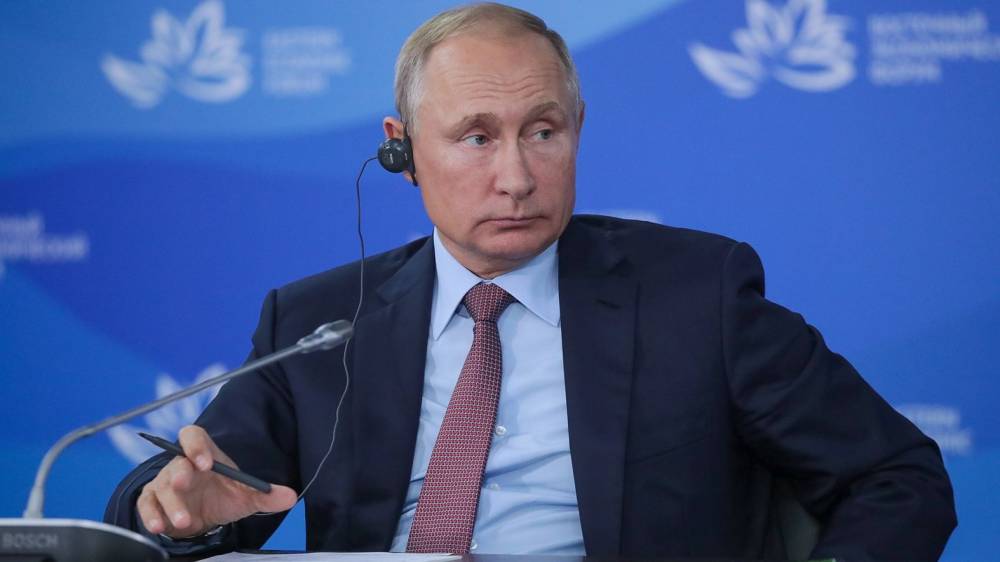 Путин назвал блестящей работу экипажа МКС в ситуации со стыковкой «Союза МС-14»