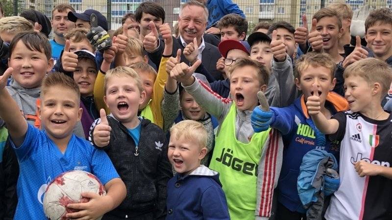 Более 300 новых школ и детсадов откроются в Петербурге за пять лет, заявил Беглов