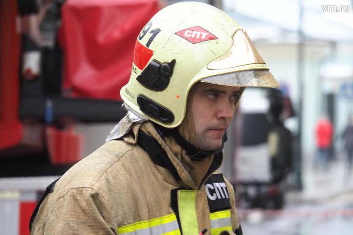 Два человека погибли и один пострадал при пожаре на сухогрузе в Нижнем Новгороде