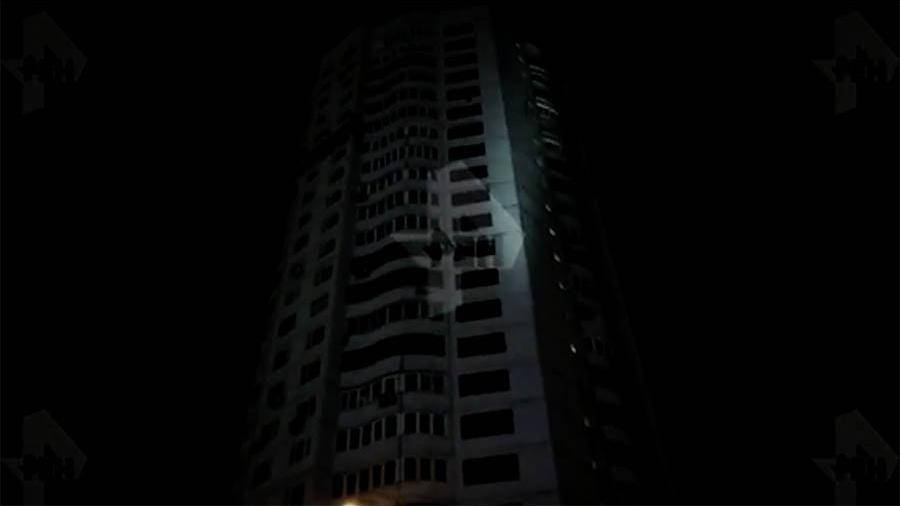 Опубликовано видео с места пожара в московской многоэтажке