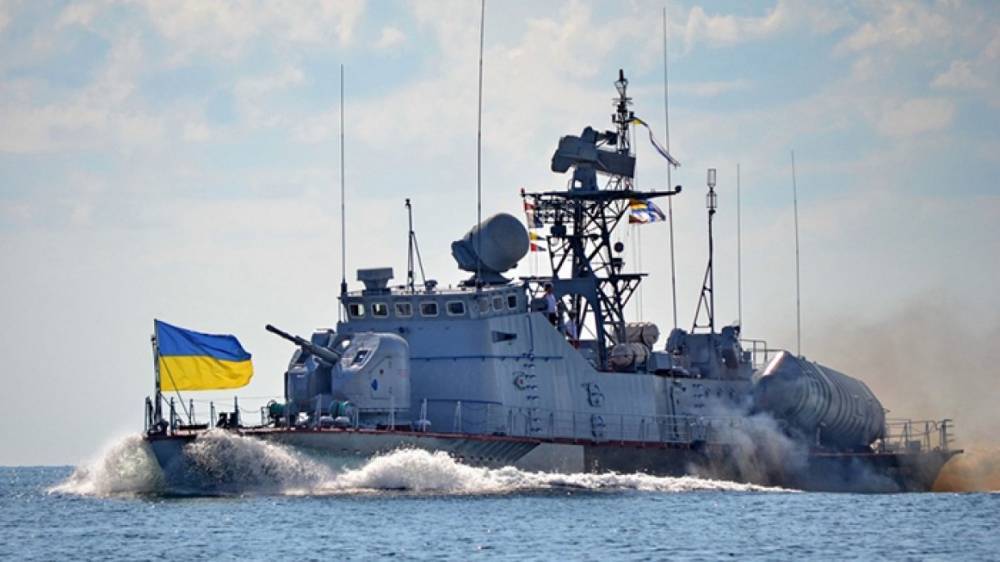 Адмирал назвал «бестолковым» заход украинского корабля в зону учений Черноморского флота