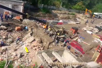 Стало известно о погибших при обрушении стены в Новосибирске