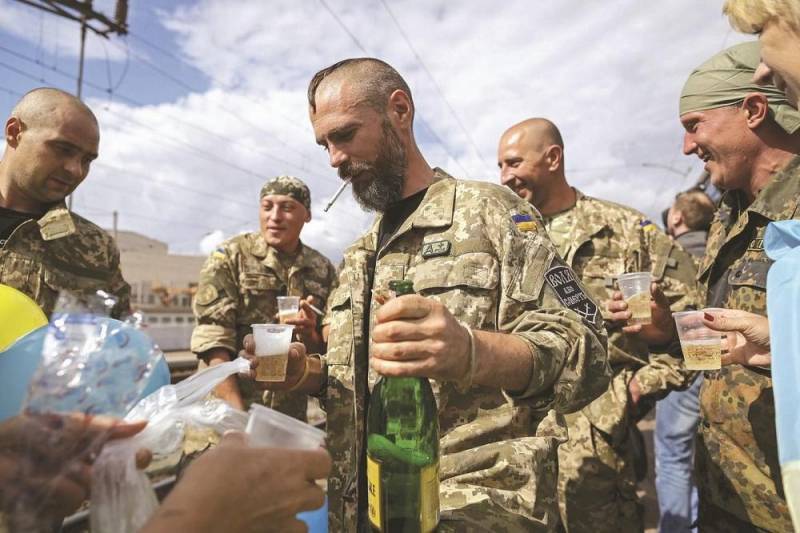 Очень ленивые и жадные: полковник армии США рассказал об украинских военных