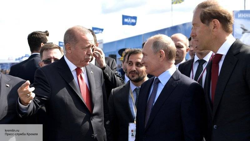 Путин в шутку продал Эрдогану российский истребитель Су-57 на МАКС-2019