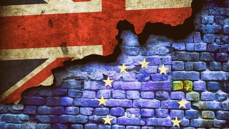 ЕК не прокомментировала значение для Brexit решение Джонсона по парламенту