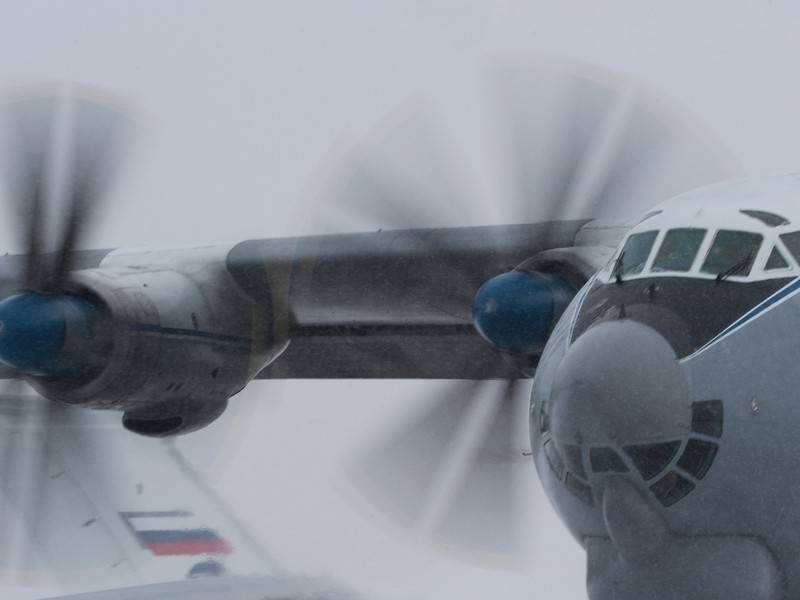 Ан-2 совершил жёсткую посадку на поле под Курском