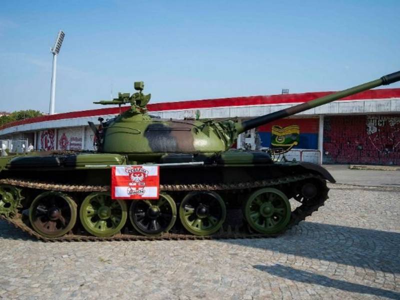 УЕФА не будет применять санкций к «Црвене Звезде» за советский танк