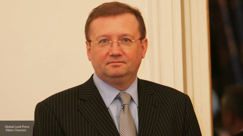 Экс-посол РФ в Лондоне Яковенко станет главой Дипакадемии МИД РФ