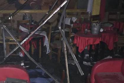 Десятки людей погибли в закиданном коктейлями Молотова баре