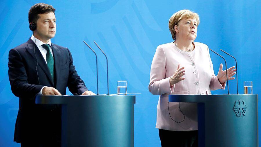 Меркель и Зеленский призвали в скором времени провести саммит в «нормандском формате»
