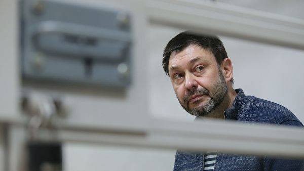 Суд в Киеве освободил Кирилла Вышинского