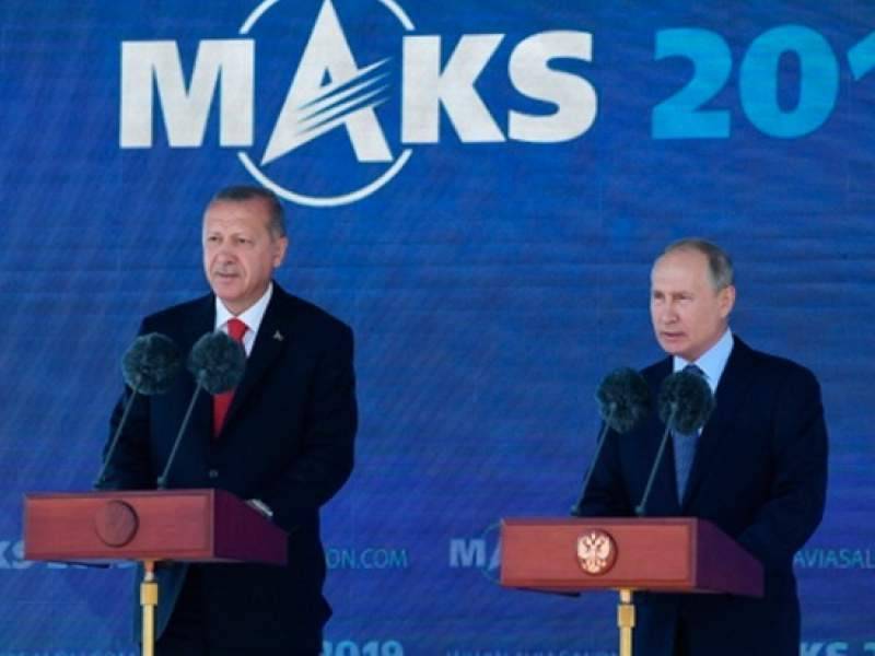 Путин на салоне МАКС-2019 показал Эрдогану новейший истребитель Су-57