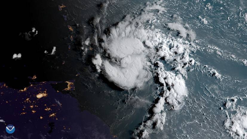 Тропический шторм «Дориан» в Атлантическом океане усилился до урагана — РТ на русском