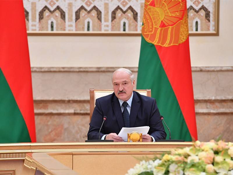 МИД Белоруссии объяснил отказ Лукашенко поехать на мероприятия в Польшу