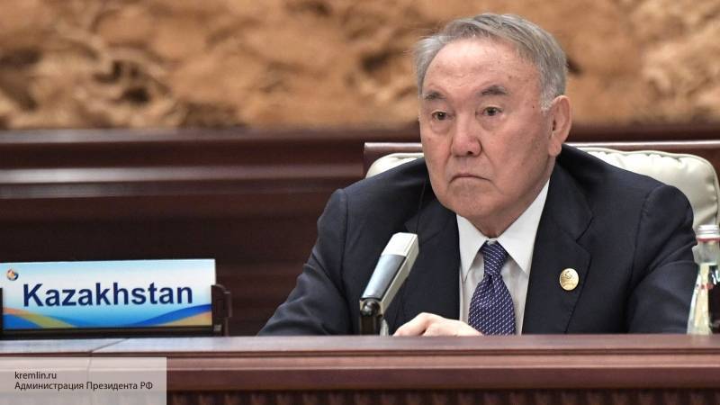 Нурсултан Назарбаев призвал глав ядерных держав к переговорам