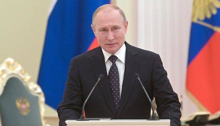Путин наградил 9 жителей Иркутской области за спасение людей во время паводка