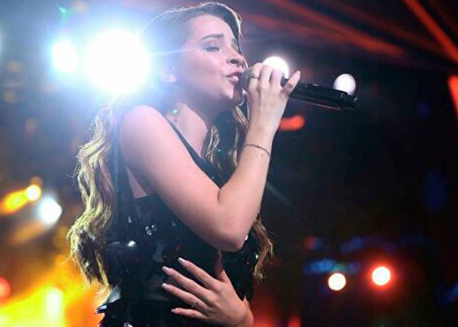 Албанская певица Инис Незири победила на "Новой волне" в Сочи