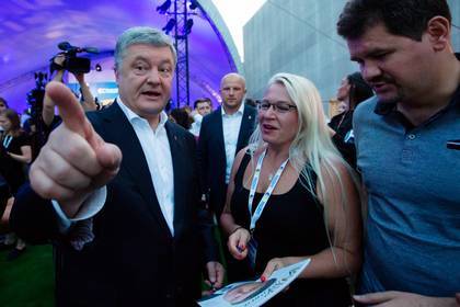 Партия Порошенко заявила об уходе в оппозицию