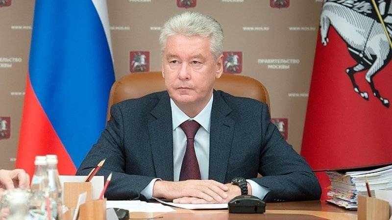 Собянин заявил, что средняя зарплата учителей в Москве достигла 114 тысяч рублей