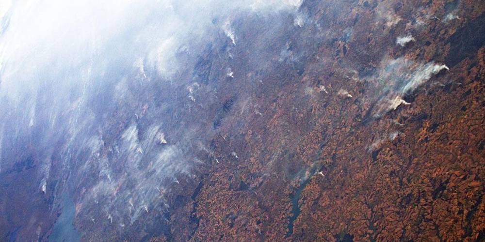 Космонавт снял лесные пожары в Бразилии с борта МКС
