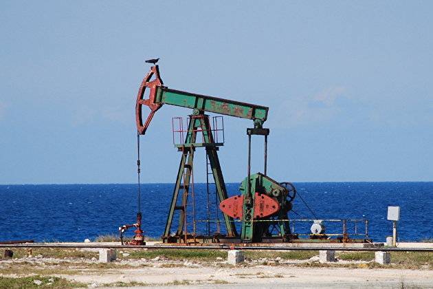 Запасы нефти в США за неделю упали в 5 раз больше, чем ожидалось