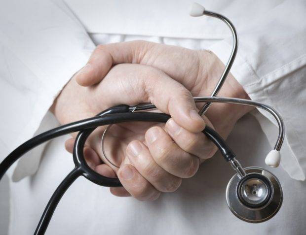 Главврачей двух больниц в Нижнем Тагиле отстранили из-за массовых увольнений