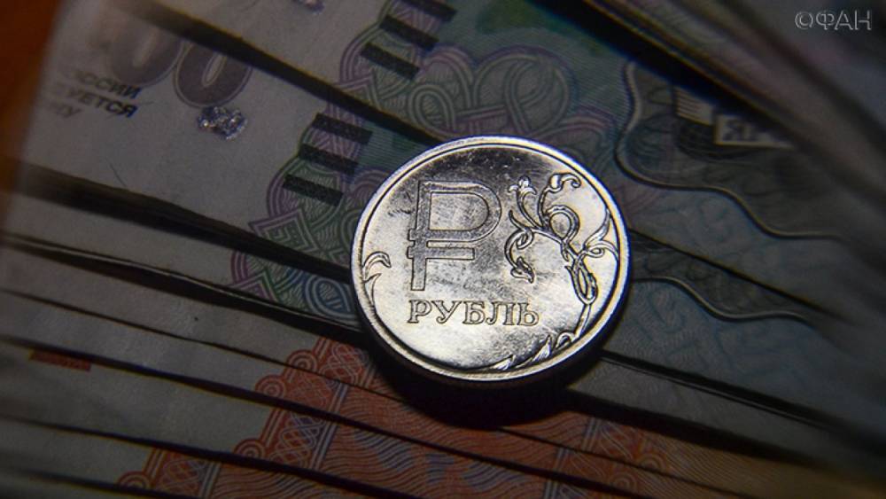 Эксперт оценил риск обвала рубля из-за нового витка санкций