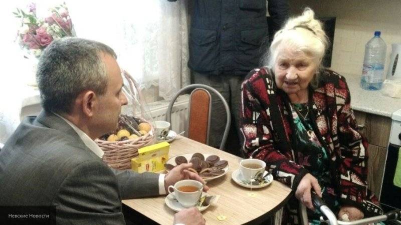Беглов решил проблему с затопленной квартирой пенсионерки после обращения петербуржцев