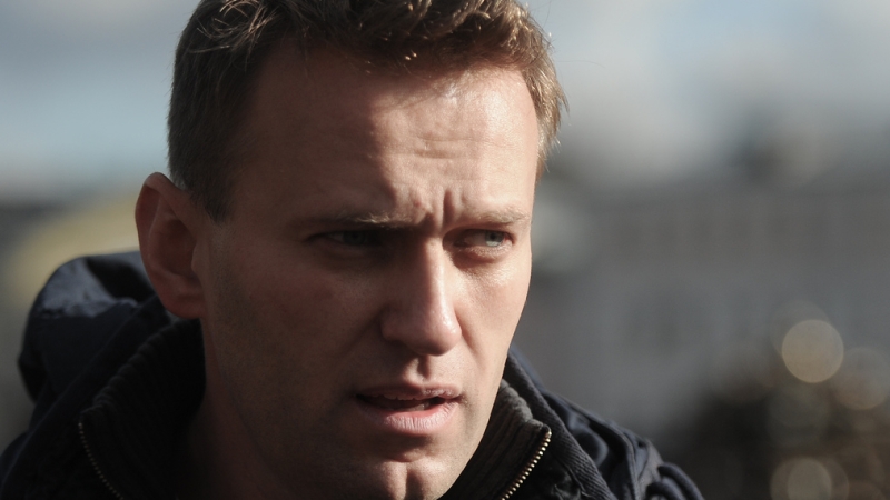 Соратники Навального улетели за границу накануне незаконного митинга