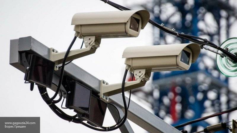 Приставы в России начнут использовать камеры видеонаблюдения для поиска должников
