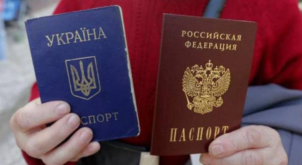 На Украине кошмарят пенсионеров из-за российских паспортов