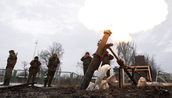 Украинские боевики вечером снова обстреляли территорию ЛНР | Новороссия