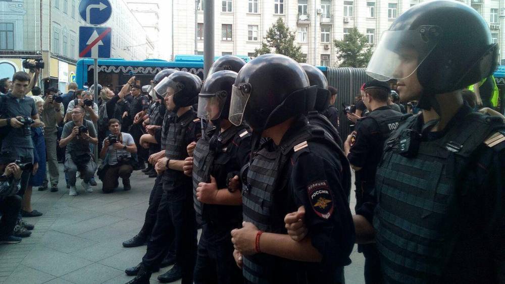 ВЦИОМ рассказал о поддержке москвичами жестких мер против незаконных митингов