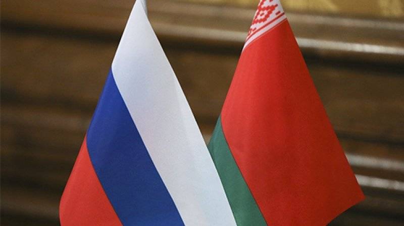 Минкомсвязи продвинулось в переговорах по отмене роуминга с Белоруссией